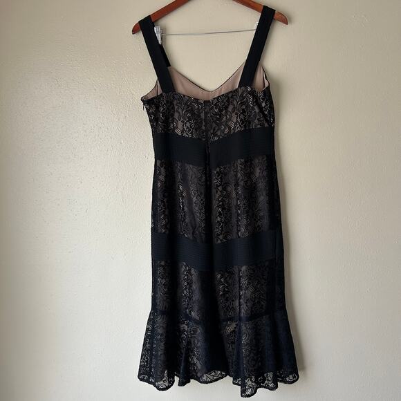 Ann Taylor LOFT Black Lace Sweetheart Neck Trumpet Midi Dress Size 8 - Picture 9 of 11